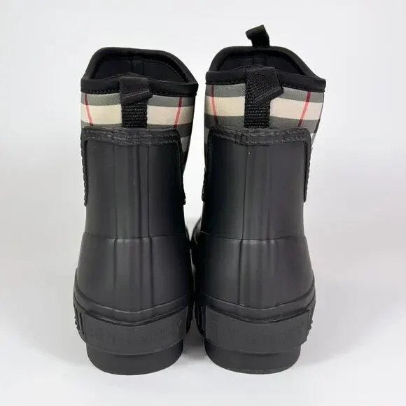 Burberry Flinton Check Rain Boot - Women’s 5